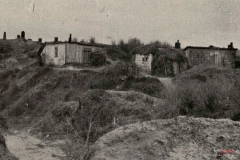 W tle macewy- Kirkut